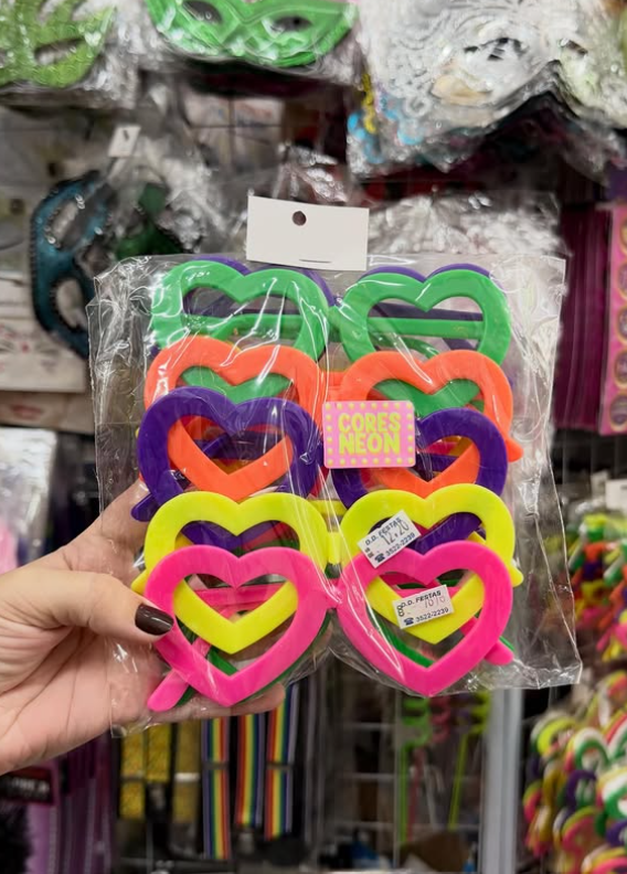 D.D. Festas Artigos Para Festas — Bolos e Doces em Pindamonhangaba