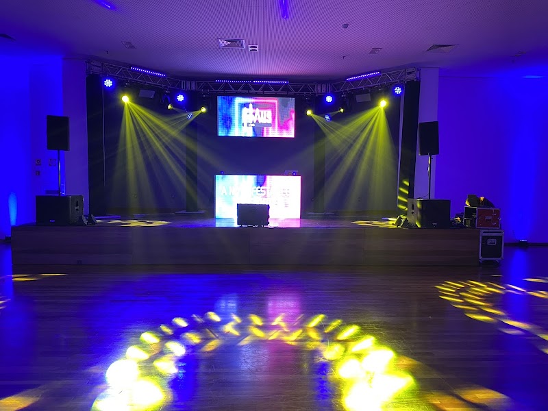 TEC PA SOM E ILUMINAÇÃO — Música / DJ / Som em São Paulo