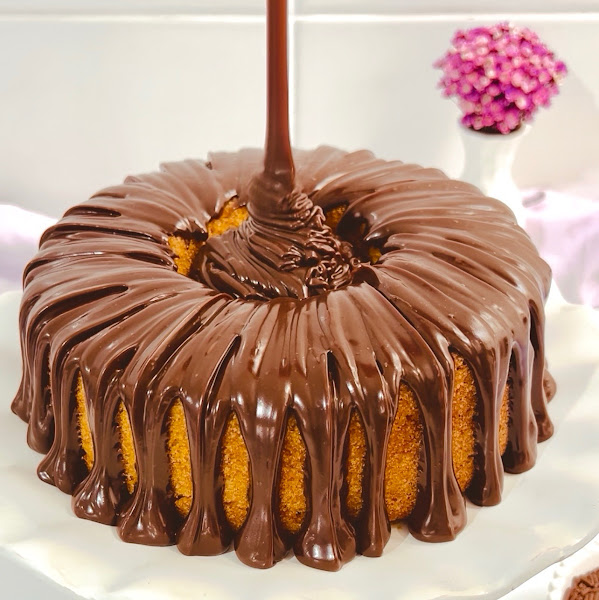 Doces Delicias - Bolos Caseiros para Café e Eventos — Bolos e Doces em Taubaté