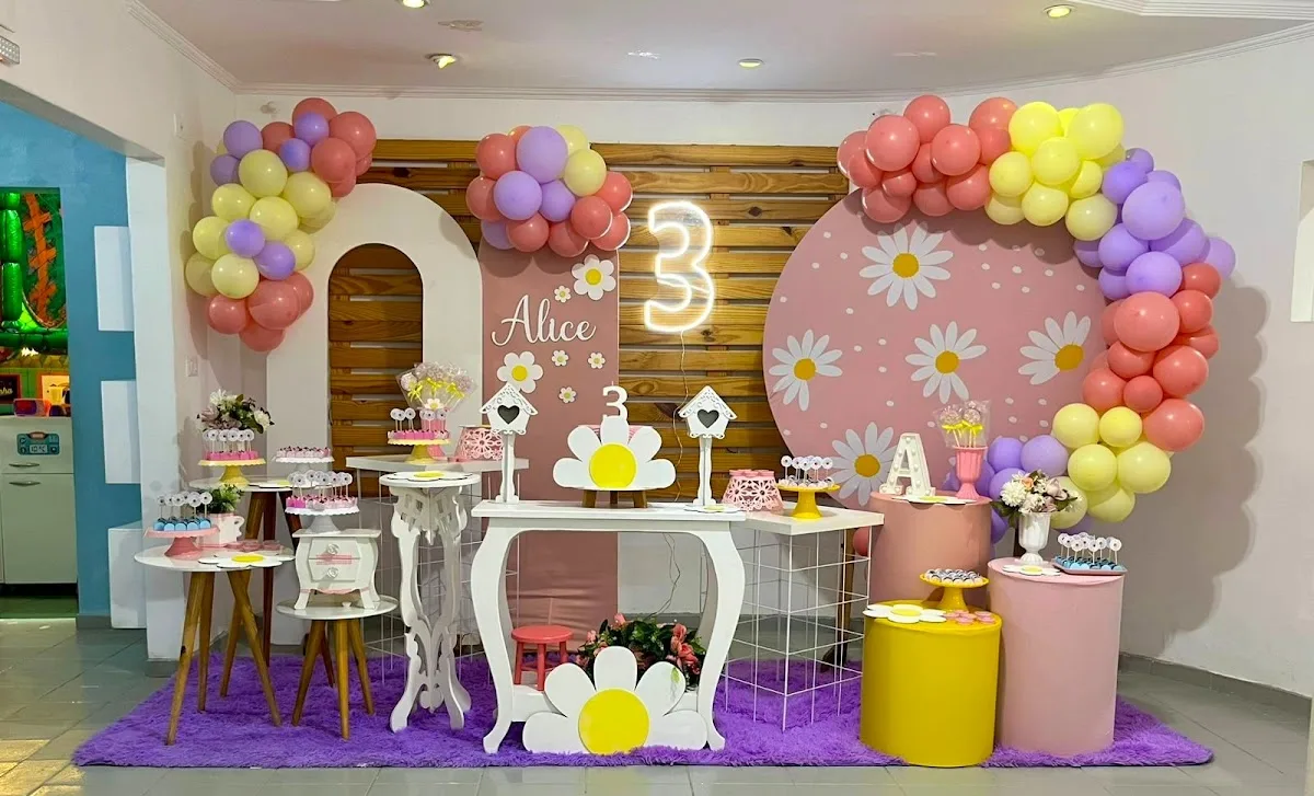 Buffet Zumk Zoom — Outros em São José dos Campos, SP