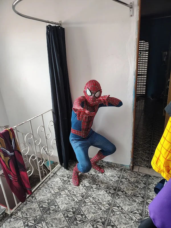 Oficina Stark - Aluguel de Fantasias — Outros em Taubaté, SP