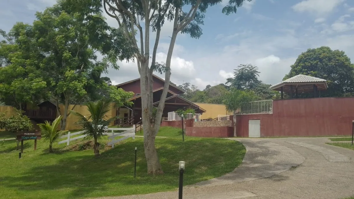 Rancho Lago Azul — Sítio em Pindamonhangaba