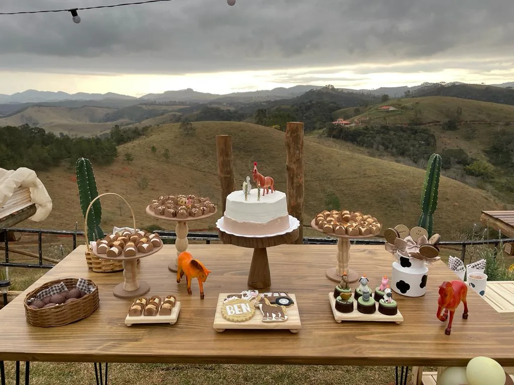 Açucarinho Doces — Bolos e Doces em Guaratinguetá, SP
