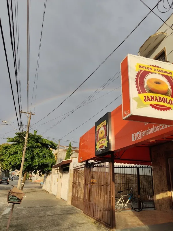 Jana Bolos — Bolos e Doces em Guaratinguetá, SP