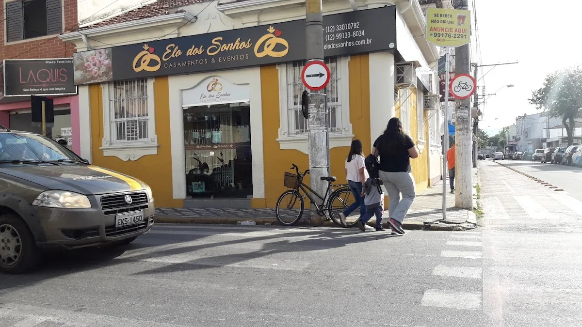 Cláudia Noivas — Outros em Lorena, SP
