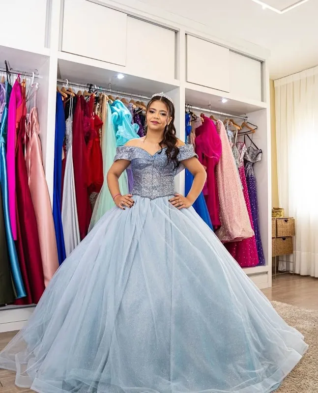 Gisele noivas - Aluguel de vestidos de festa — Outros em Caçapava, SP