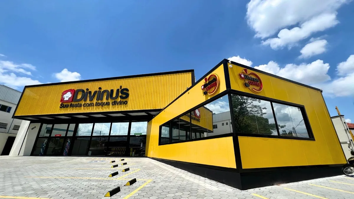 Divinus Coffee Cafeteria Tremembé — Bolos e Doces em Tremembé