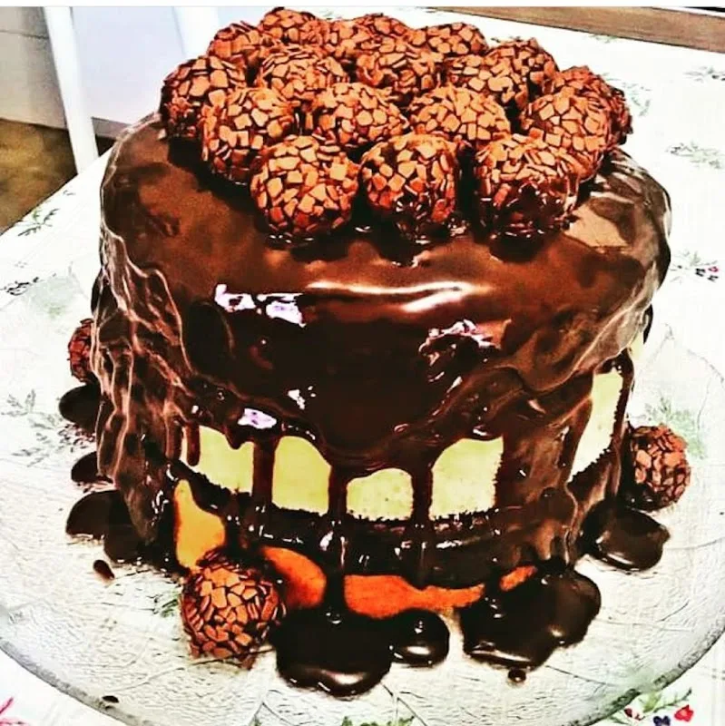 Presente "Dicumê" - Confeitaria Artesanal — Bolos e Doces em Tremembé