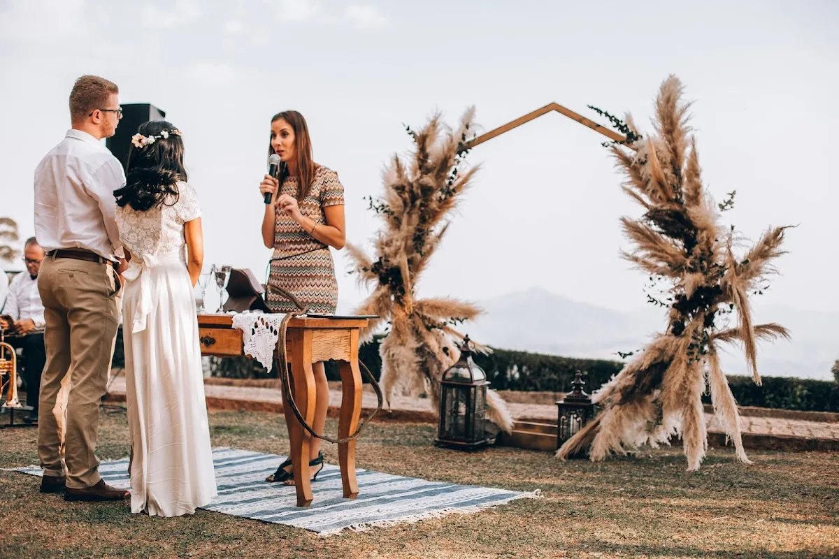 Renata Abrantes Assessoria de Eventos e Cerimonialista de Casamento — Buffet / Catering em Campos do Jordão, SP