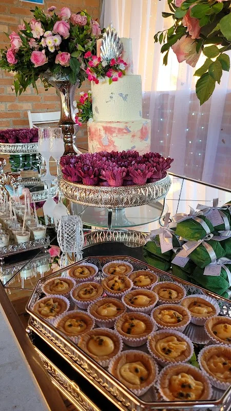 Valéria Dias bolos e doces — Bolos e Doces em Campos do Jordão