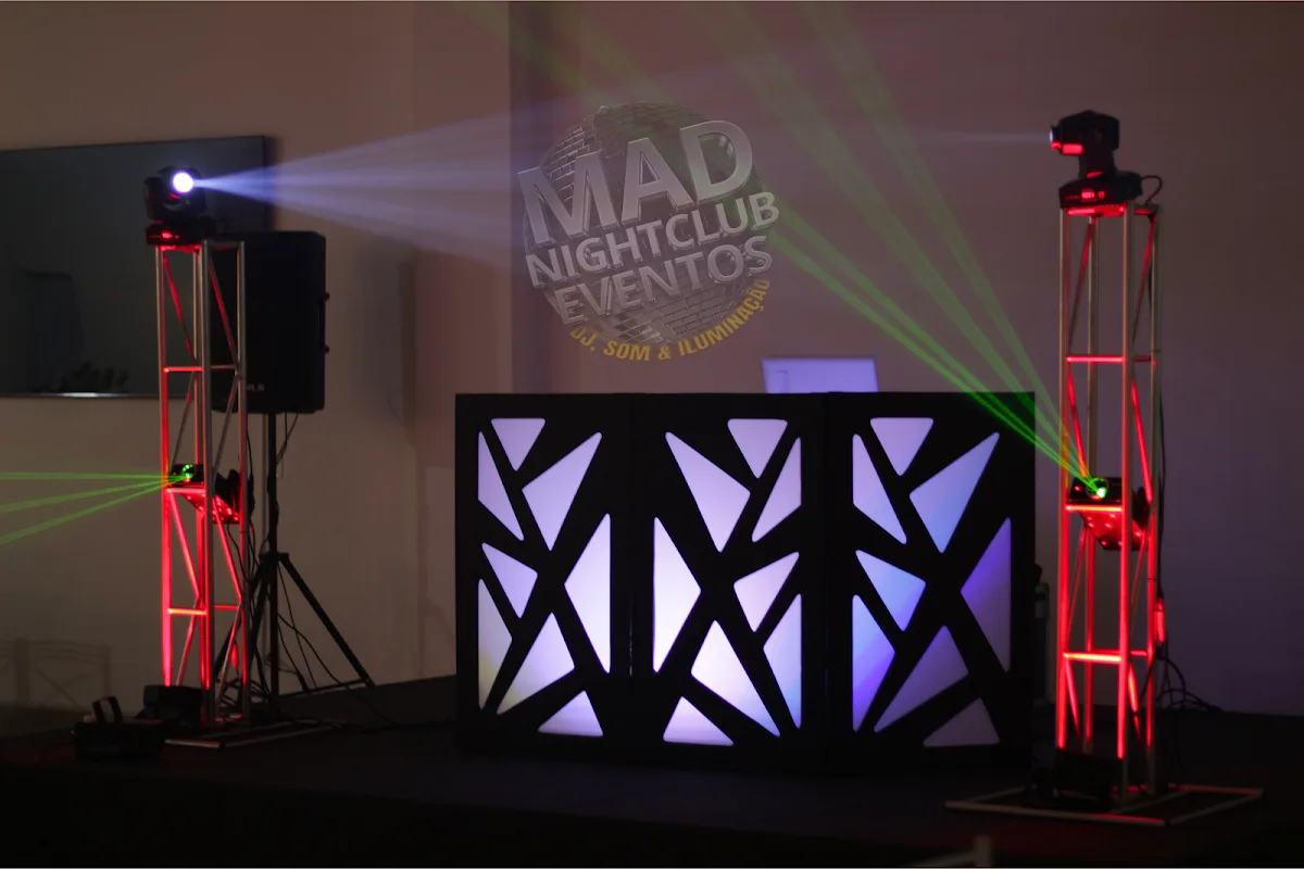 DJ - MAD NIGHTCLUB EVENTOS | DJ, Som e Iluminação – Litoral Norte SP — Música / DJ / Som em Caraguatatuba