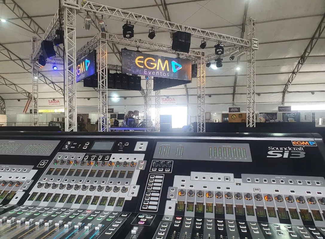 Locação de Equipamentos de Som - EGM Eventos — Música / DJ / Som em Caraguatatuba