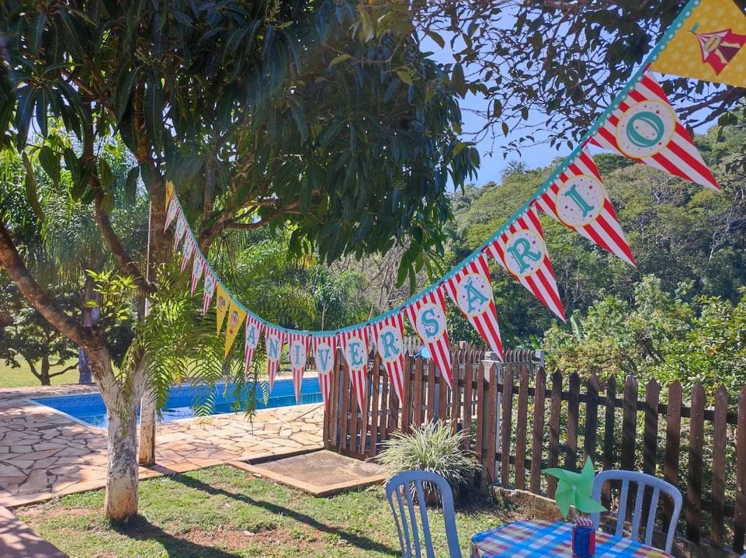 Chácara Tio Gambiarra - Aluguel — Sítio em São Sebastião, SP