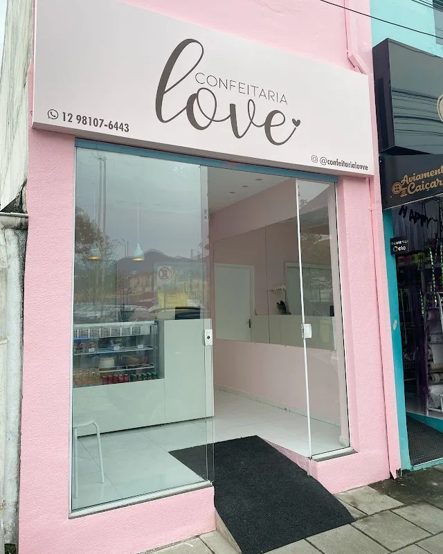 Confeitaria Love — Salgados em São Sebastião